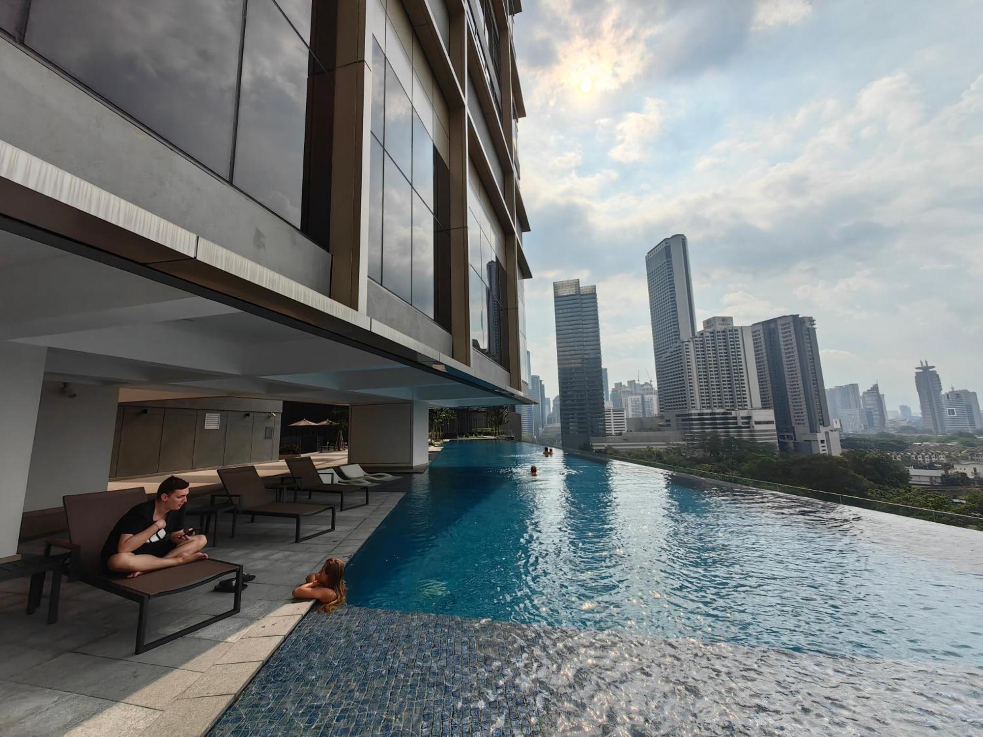 Pavillion Embassy Service Apartment By Autumn Suites Premium Stay Куала-Лумпур Экстерьер фото