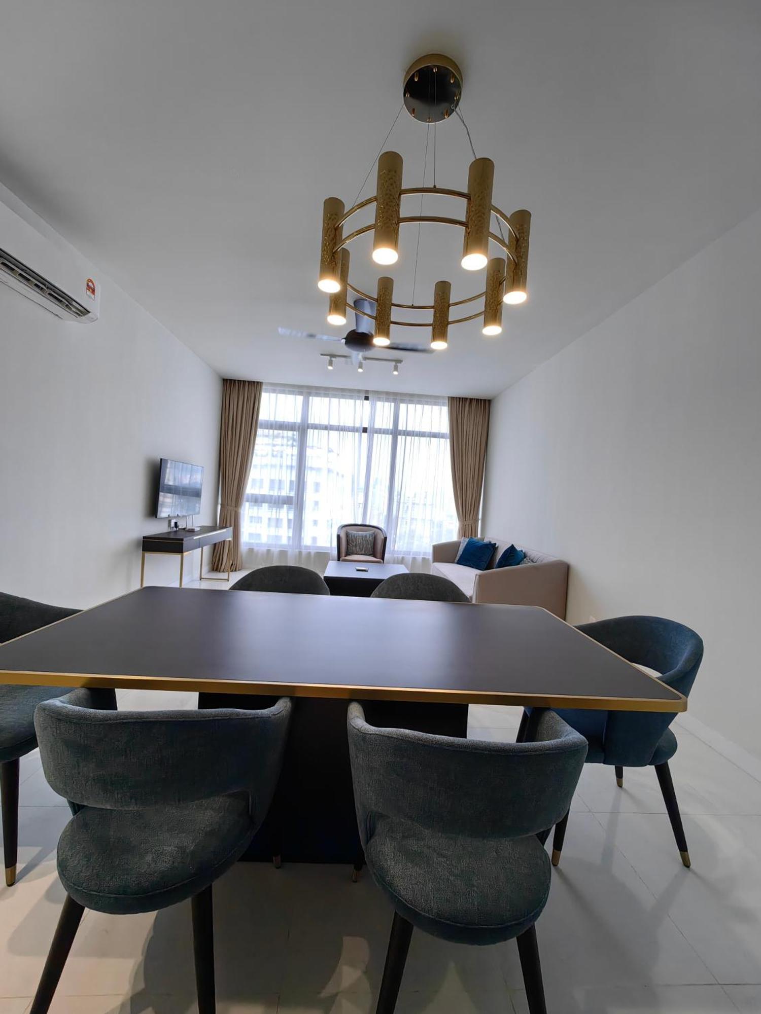 Pavillion Embassy Service Apartment By Autumn Suites Premium Stay Куала-Лумпур Экстерьер фото