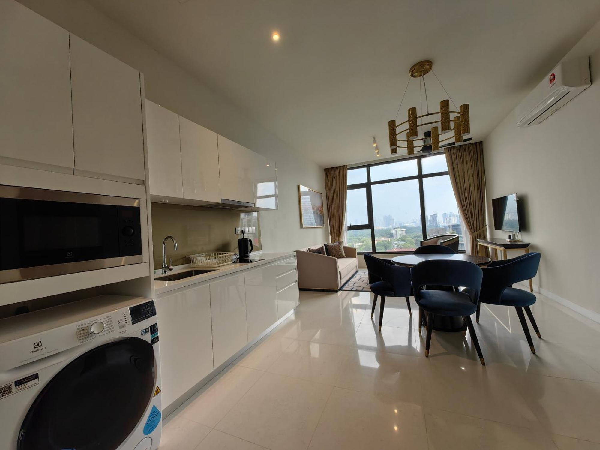 Pavillion Embassy Service Apartment By Autumn Suites Premium Stay Куала-Лумпур Экстерьер фото